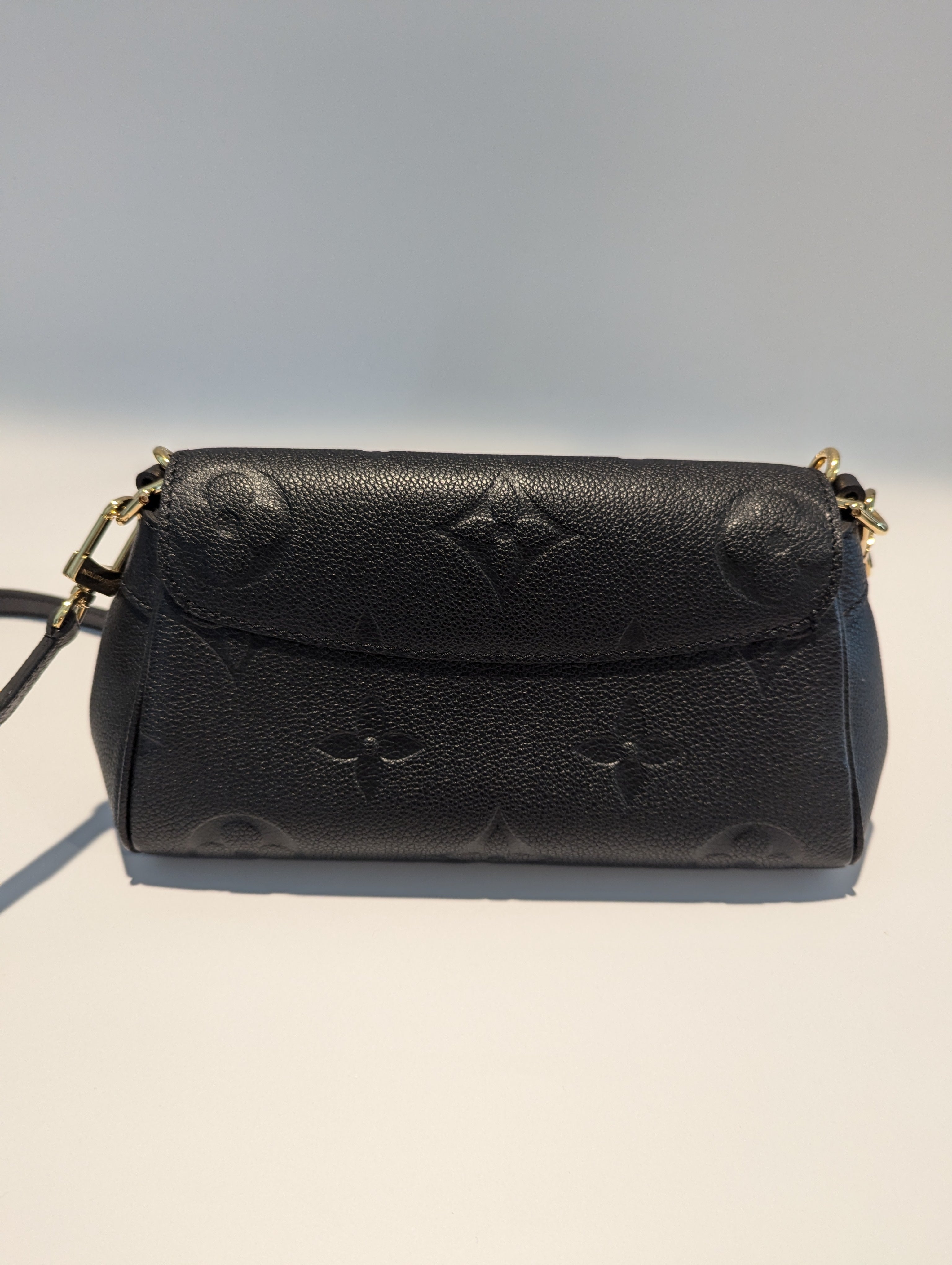 Favorite NM Monogram Empreinte Leather-NOIR